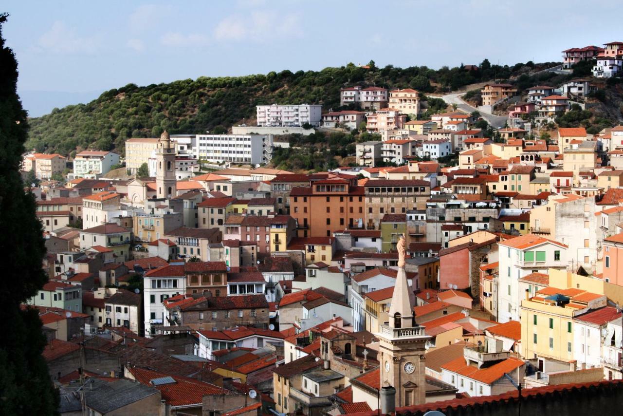 Casa D' Artista B&B Ozieri Bagian luar foto