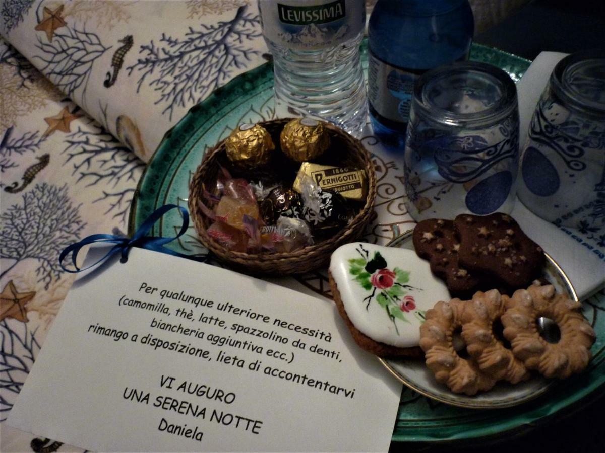 Casa D' Artista B&B Ozieri Bagian luar foto